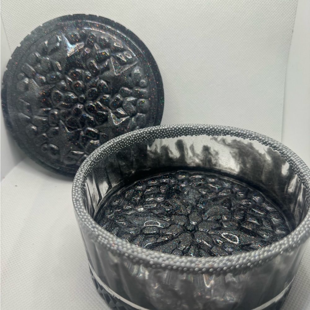 Elegant Black Decorative Box